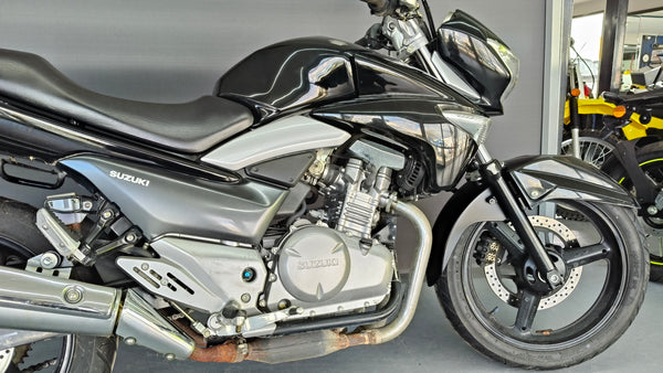 Suzuki GW250 2016