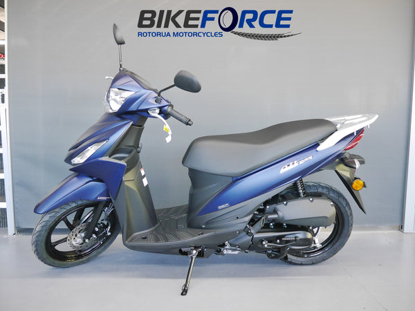 SUZUKI UK110 NAVY ($28.28 p/w on Finance*)