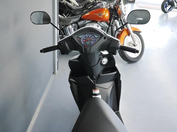 2023 SUZUKI UK110 WHITE as new